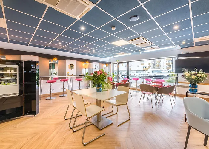 Hotel Zola 45 Bezons La Defense